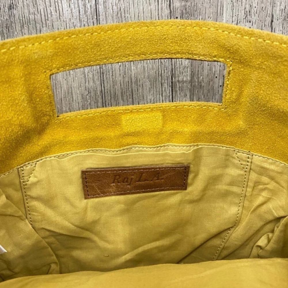 New! Raj LA California Dreamin' Yellow Suede Embroidered Purse - Picture 5 of 6